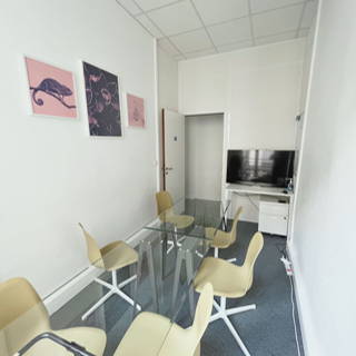 Bureau privé 30 m² 8 postes Coworking Rue de la Chaussée d'Antin Paris 75009 - photo 5